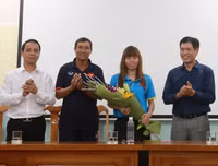 Trưởng đoàn Việt Nam mong thầy trò Công Phượng đá sòng phẳng, cởi mở