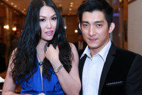 Nhìn lại 2 cuộc hôn nhân sóng gió của 