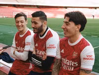 [ẢNH] Ngắm David Luiz, Aubameyang trong áo đấu mùa tới của Arsenal