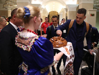 [ẢNH] Dàn sao Brazil lịch lãm đặt chân đến Nga cùng sứ mệnh chinh phục