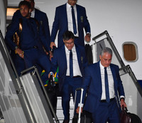 [ẢNH] Dàn sao Brazil lịch lãm đặt chân đến Nga cùng sứ mệnh chinh phục