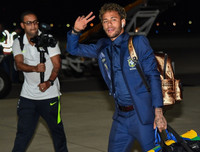 [ẢNH] Dàn sao Brazil lịch lãm đặt chân đến Nga cùng sứ mệnh chinh phục