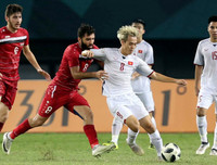 Phì cười với ảnh Olympic Việt Nam rủ nhau để 