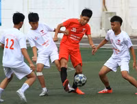 [ẢNH] Những khoảnh khắc ấn tượng chiều 23-10 giải bóng đá học sinh THPT Hà Nội