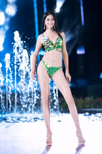 Lộ diện Top 5 người đẹp mặc áo tắm đẹp nhất 