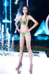 Lộ diện Top 5 người đẹp mặc áo tắm đẹp nhất 