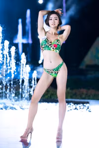 Lộ diện Top 5 người đẹp mặc áo tắm đẹp nhất 