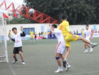 Giành vé bán kết kịch tính, THPT Nguyễn Thị Minh Khai lại mơ vô địch