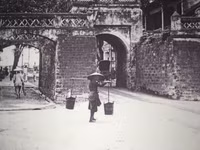 [Ảnh] Có một Hà Nội đầy thương nhớ qua hình ảnh gánh hàng rong và tiếng rao ngoài phố