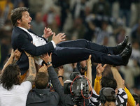 [ẢNH] Thổn thức nhìn lại 4 CLB từng lập kỳ tích 100 điểm ở châu Âu