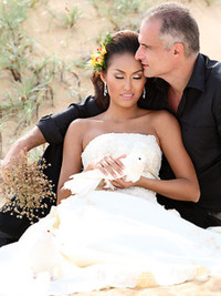 Nhìn lại 2 cuộc hôn nhân sóng gió của 