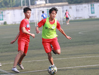 [ẢNH] Á quân THPT Phùng Khắc Khoan vất vả lấy vé tứ kết