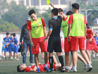 [ẢNH] Á quân THPT Phùng Khắc Khoan vất vả lấy vé tứ kết