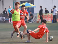 [ẢNH] Á quân THPT Phùng Khắc Khoan vất vả lấy vé tứ kết