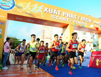 [ẢNH] Dàn Hoa hậu và người đẹp gây sốt ở giải Việt dã toàn quốc 2019