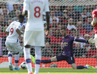 [ẢNH] Hàng thủ M.U trải qua ngày tệ hại thế nào trước Crystal Palace?