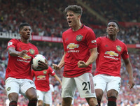 [ẢNH] Hàng thủ M.U trải qua ngày tệ hại thế nào trước Crystal Palace?