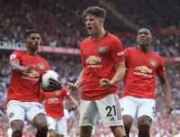 [ẢNH] Hàng thủ M.U trải qua ngày tệ hại thế nào trước Crystal Palace?