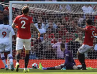 [ẢNH] Hàng thủ M.U trải qua ngày tệ hại thế nào trước Crystal Palace?