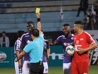 [ẢNH] Sân Hàng Đẫy sống lại không khí trận derby