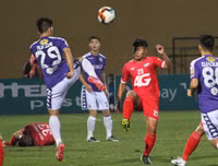 [ẢNH] Sân Hàng Đẫy sống lại không khí trận derby
