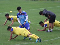 [ẢNH] 10 trợ lý giúp việc cho HLV Park trong buổi tập của U23 Việt Nam