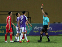 [ẢNH] Sân Hàng Đẫy sống lại không khí trận derby