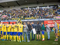 [ẢNH] Không được thi đấu, Công Phượng làm gì sau chiến thắng của Sint-Truidense?