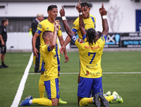 [ẢNH] Không được thi đấu, Công Phượng làm gì sau chiến thắng của Sint-Truidense?