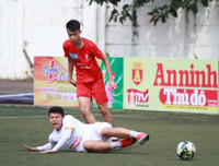 [ẢNH] 4 nhà cựu vô địch đã chơi thế nào trong trận ra quân?