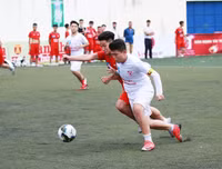 [ẢNH] 4 nhà cựu vô địch đã chơi thế nào trong trận ra quân?