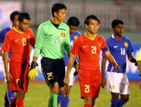 [ẢNH] Những scandal xấu xí khiến thủ môn Tấn Trường bị gắn mác 