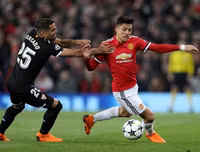 [ẢNH] M.U thua ê chề và bị loại khỏi Champions League như thế nào?