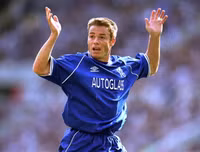 [ẢNH] Những hậu vệ kiến tạo hơn cả cầu thủ tấn công ở Premier League