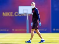 [ẢNH] Messi và đồng đội hào hứng trở lại sân tập sau cách ly