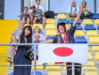 [ẢNH] Công Phượng đăm chiêu trên ghế dự bị khi không được HLV ngó ngàng tới