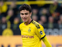 [ẢNH] Điểm mặt top 20 đề cử Cậu bé Vàng 2020