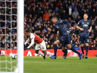 [ẢNH] Arsenal đã cắt đứt mạch bất bại của M.U như thế nào?