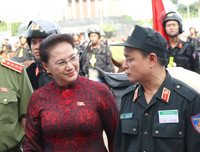 [ẢNH] Thích thú hình ảnh Cảnh sát cơ động kỵ binh diễu hành tại Hà Nội