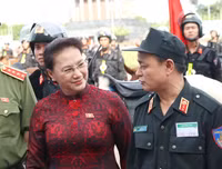 [ẢNH] Thích thú hình ảnh Cảnh sát cơ động kỵ binh diễu hành tại Hà Nội