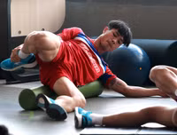 Tuyển thủ U22 Việt Nam rèn cơ bắp trước thềm SEA Games 29
