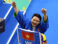 Ánh Viên cùng sánh vai Quang Liêm trên bảng vàng AIMAG 2017