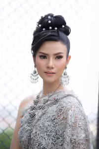 Vẻ đẹp khó cưỡng của người đẹp vừa đăng quang 