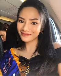 Vẻ đẹp khó cưỡng của người đẹp vừa đăng quang 