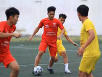 [ẢNH] Á quân THPT Nguyễn Thị Minh Khai 