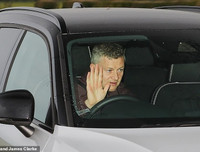 [ẢNH] M.U họp khẩn, Solskjaer dường như đã có cách 