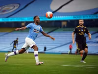 [ẢNH] Arsenal lại khốn khổ vì David Luiz như thế nào?