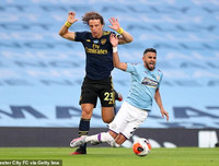 [ẢNH] Arsenal lại khốn khổ vì David Luiz như thế nào?