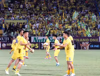 [ẢNH] Bị SLNA ngăn cản, Hà Nội FC vô địch nhờ 