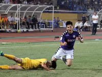 [ẢNH] Bị SLNA ngăn cản, Hà Nội FC vô địch nhờ 